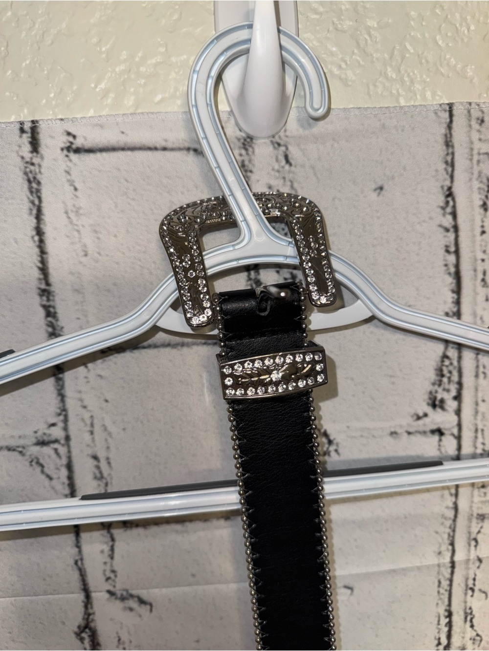Women's Black Rhinestone Western Belt - Stylish Crystal Buckle